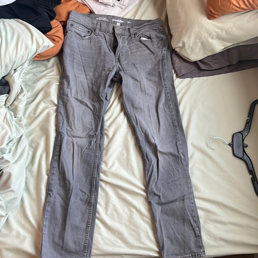 34x32 goodfellow grey slim jeans. 2 months old